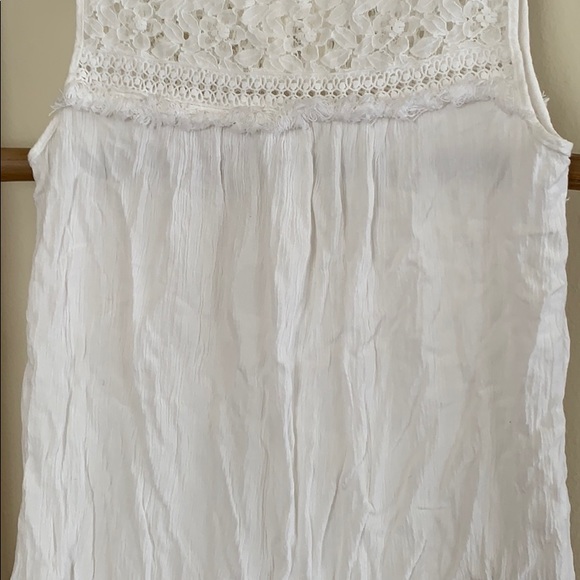 Max Studio White Floral Lace Tank - SOLD - Picture 3 of 7